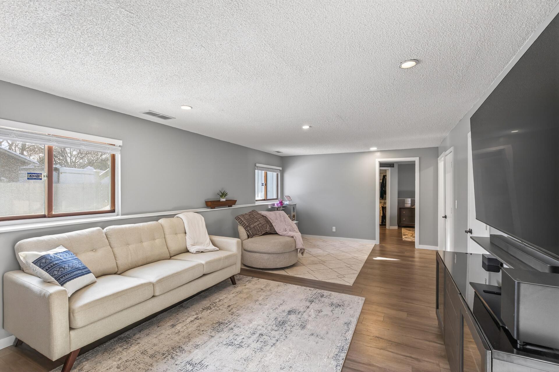 7697 Homestead Court S