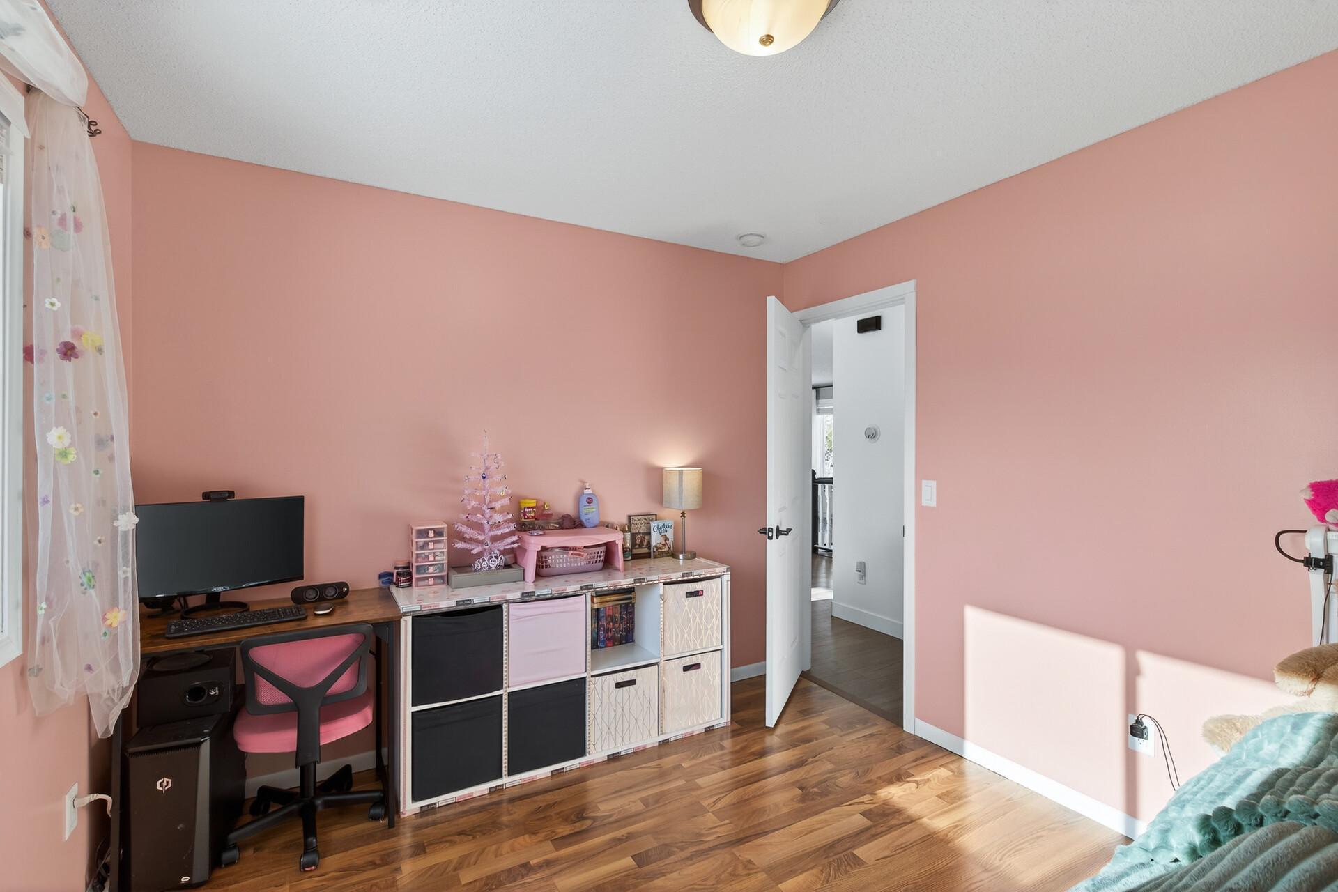 7697 Homestead Court S