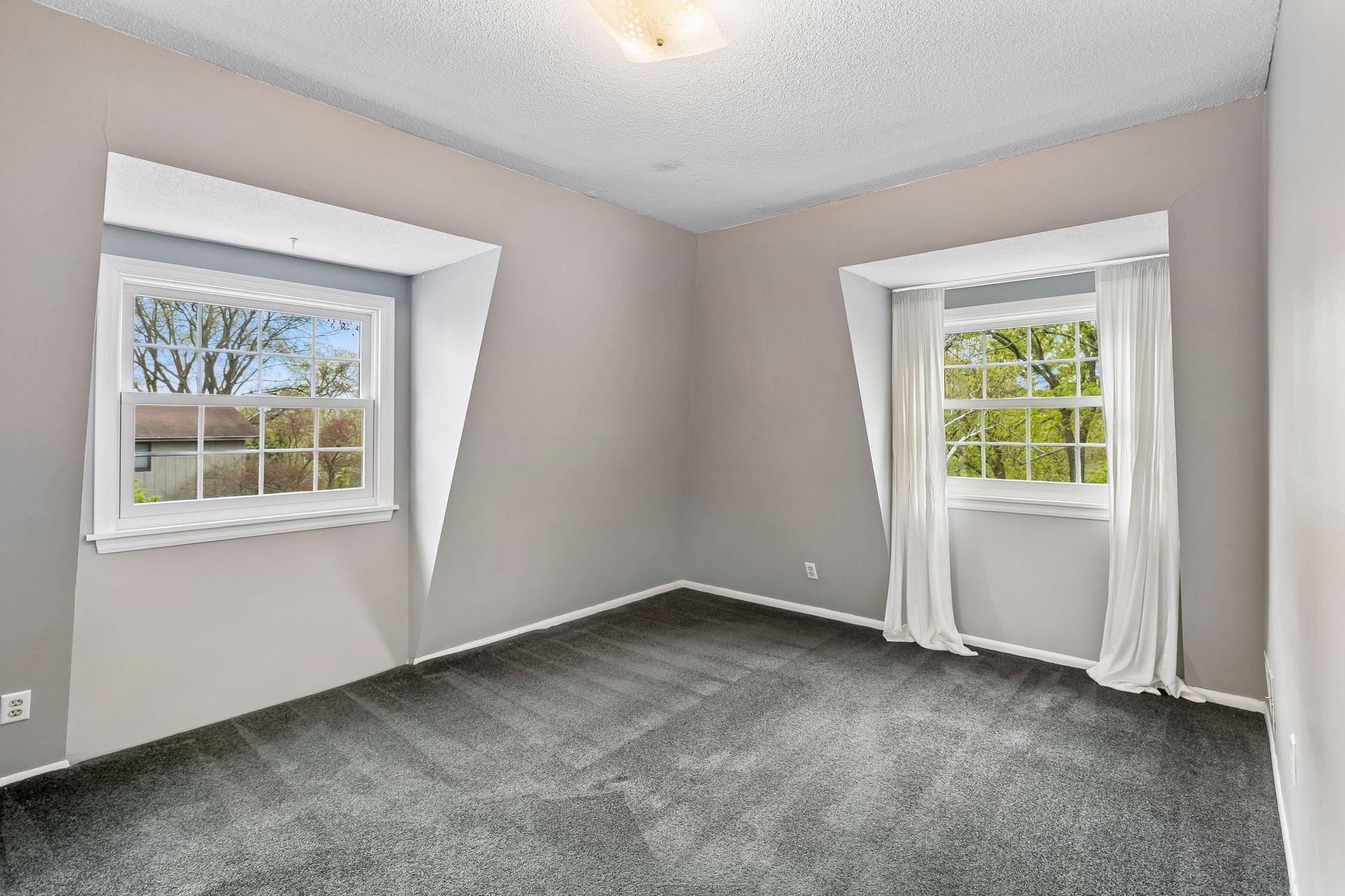 15074 Highland Trail
