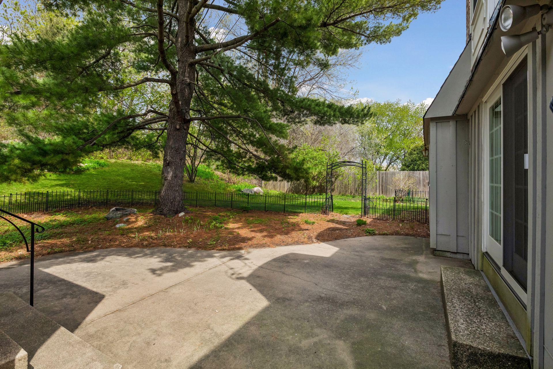 15074 Highland Trail