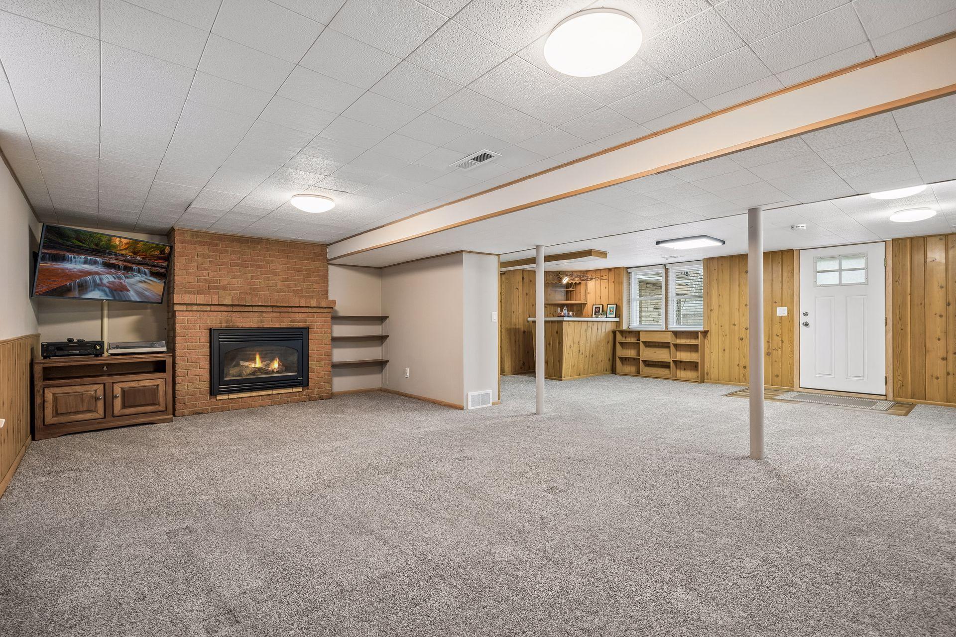 7837 Edgebrook Drive
