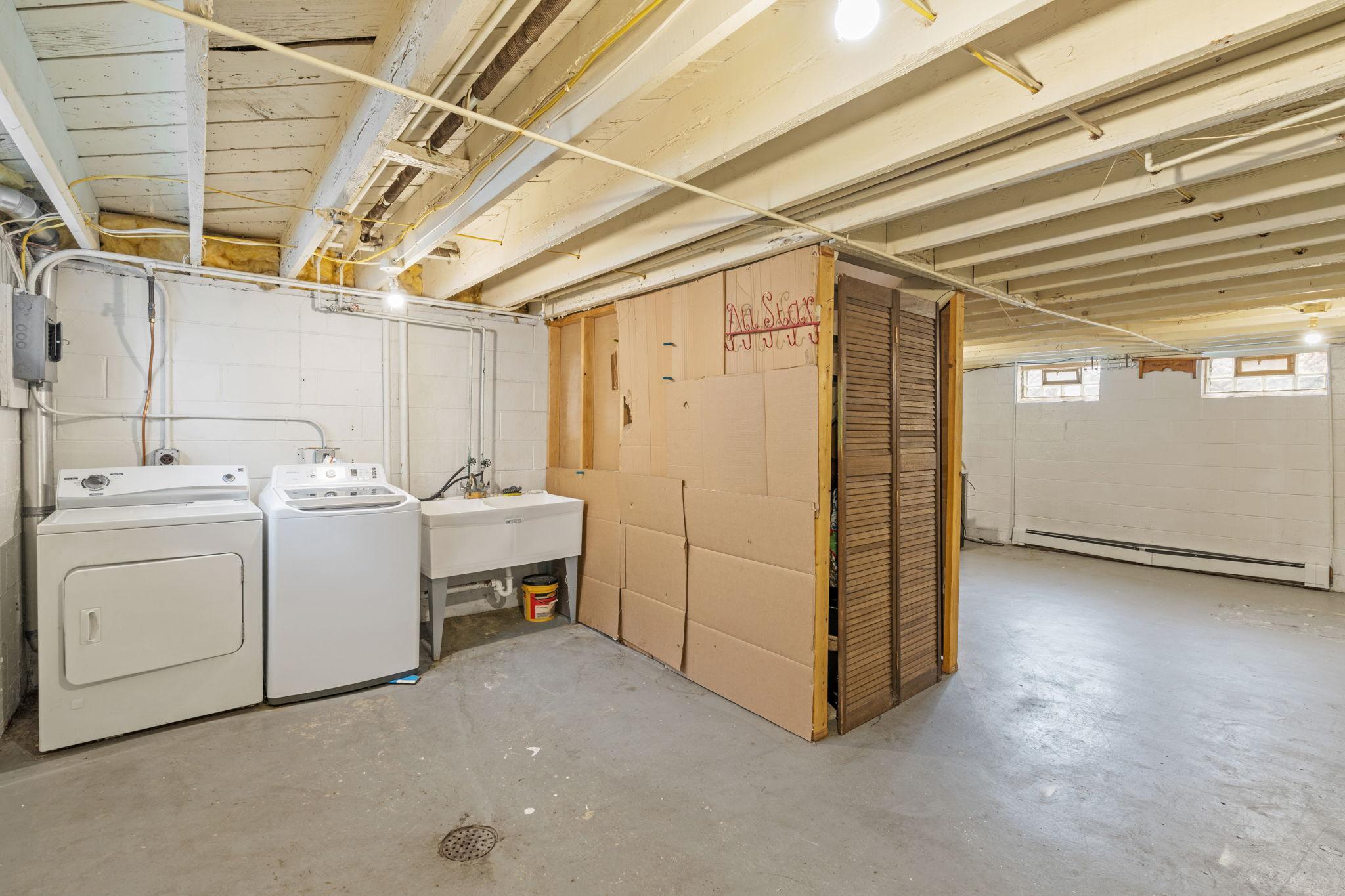 2130 14th Street NW Unit: 2