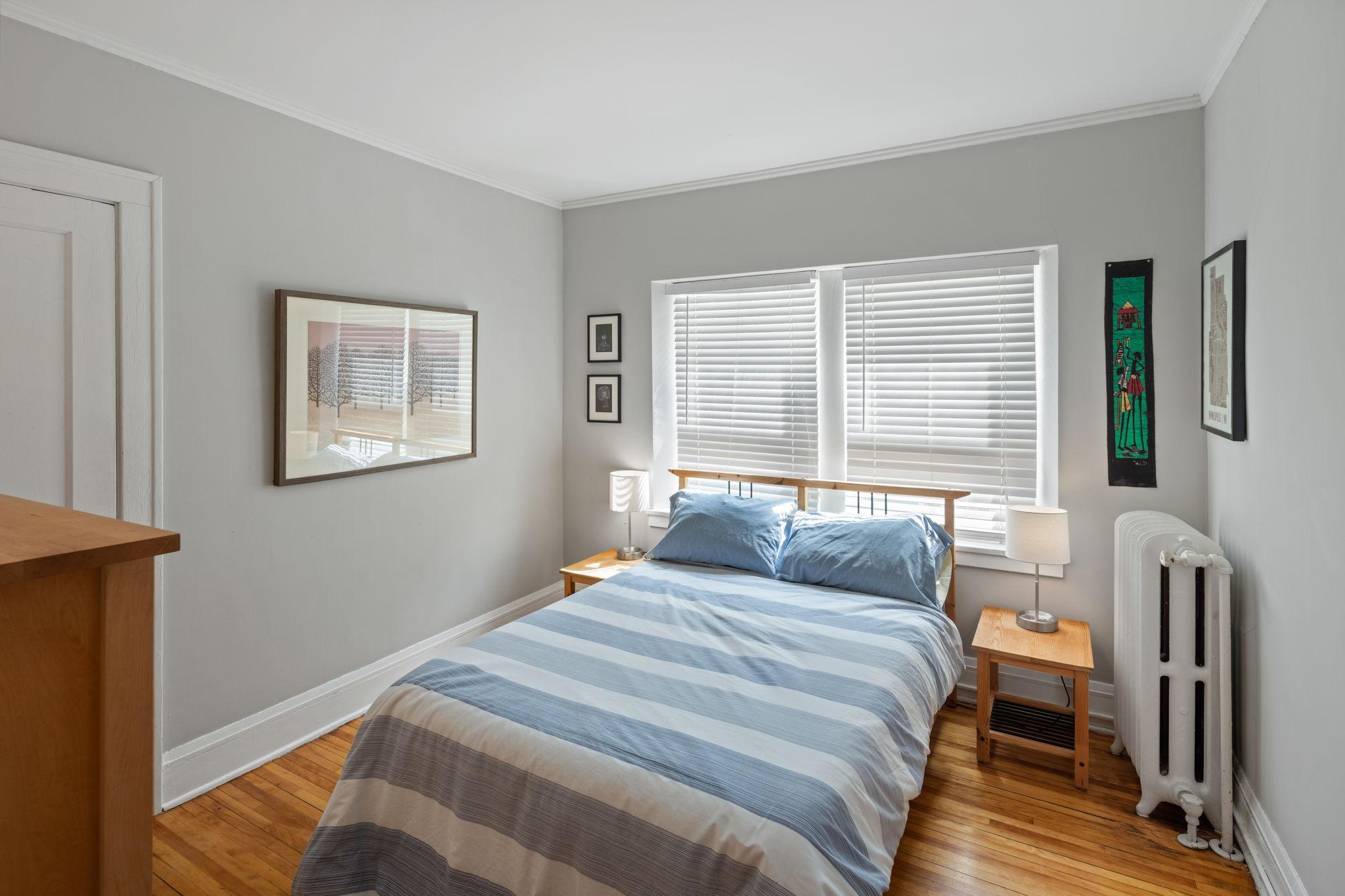 3129 Fremont Avenue S Unit: 2