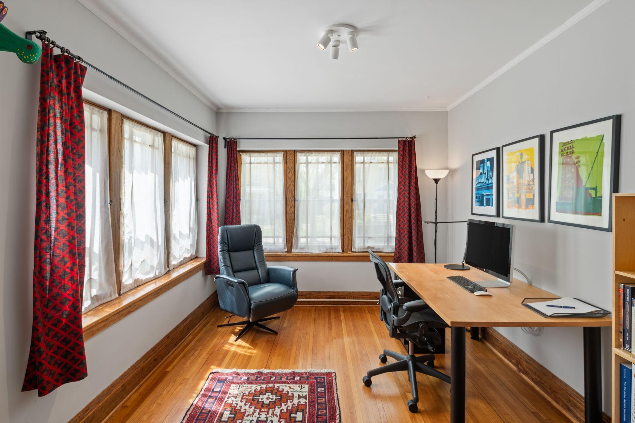 3129 Fremont Avenue S Unit: 2