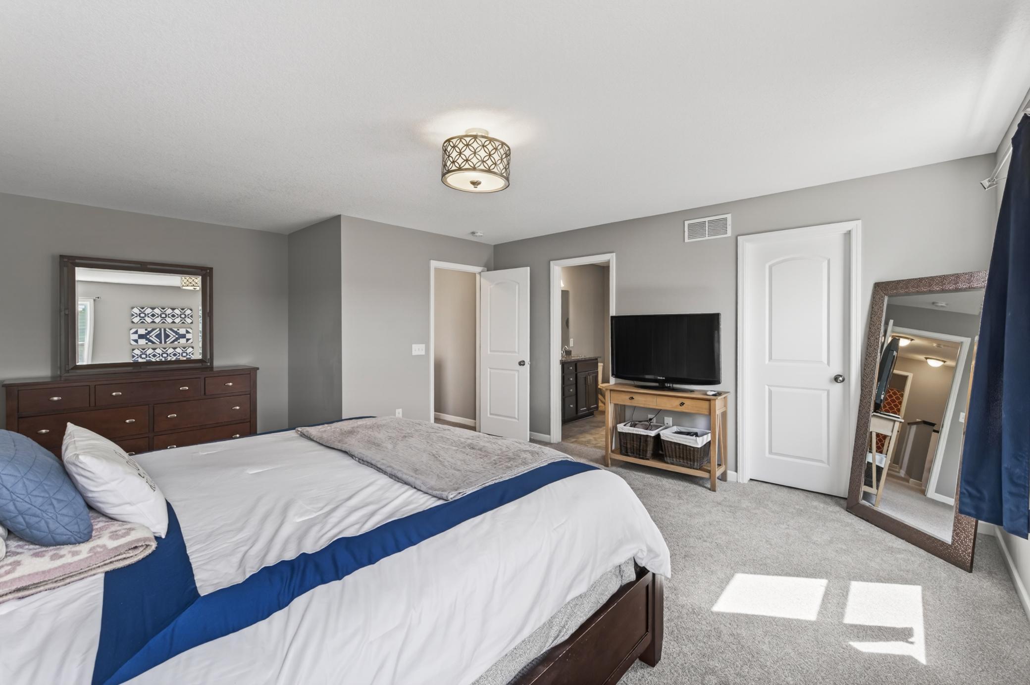 11161 3rd Street N