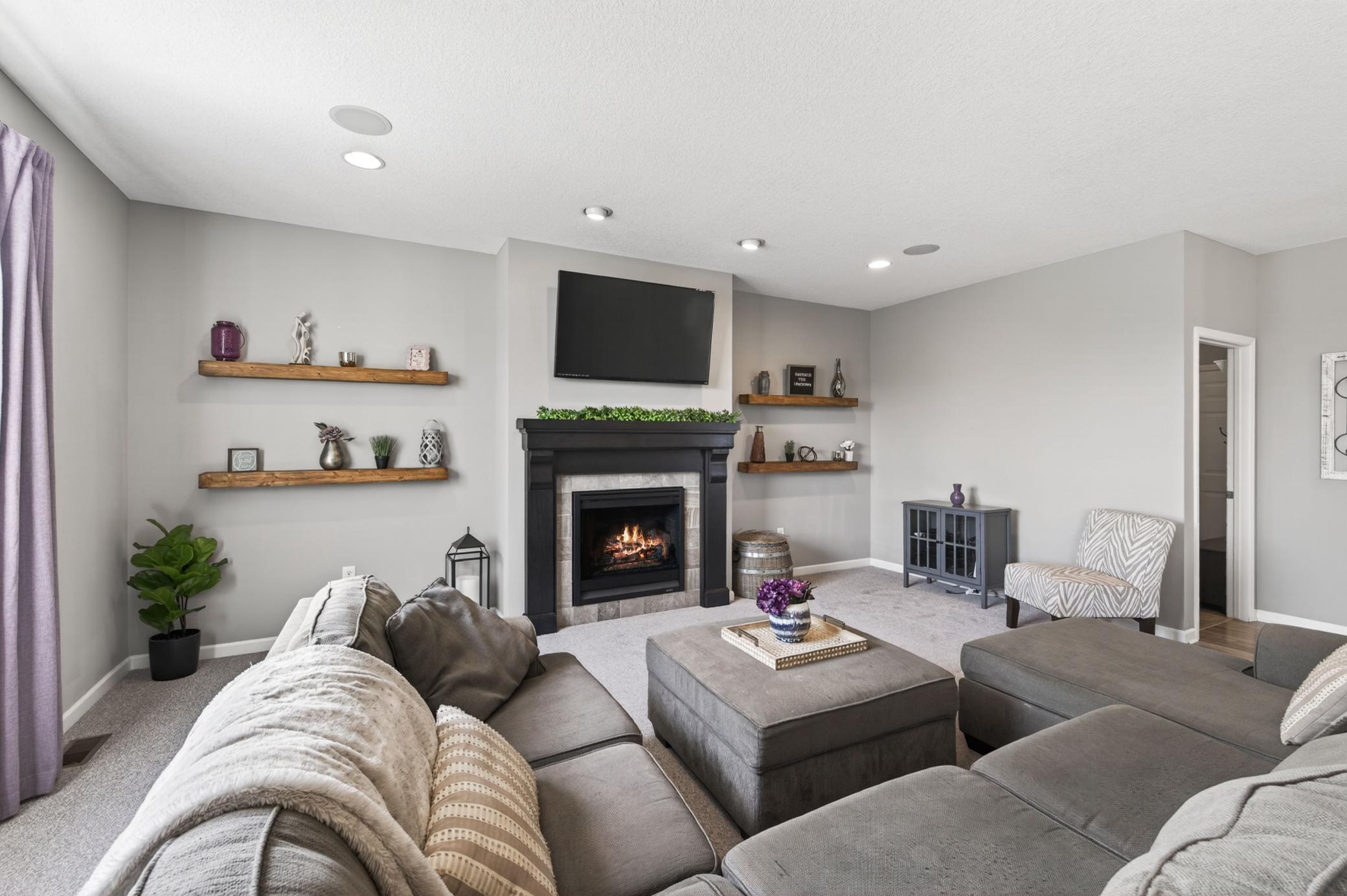 11161 3rd Street N
