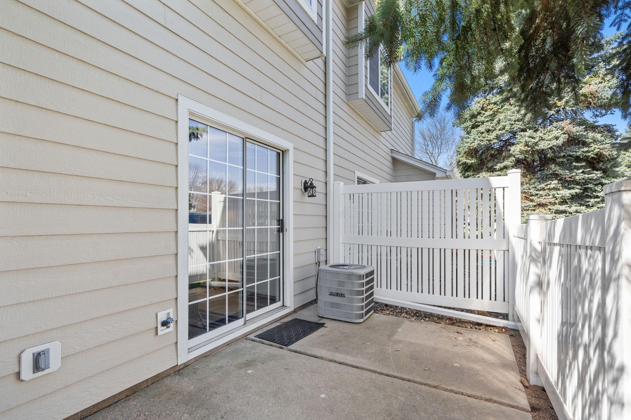 592 Mariner Way