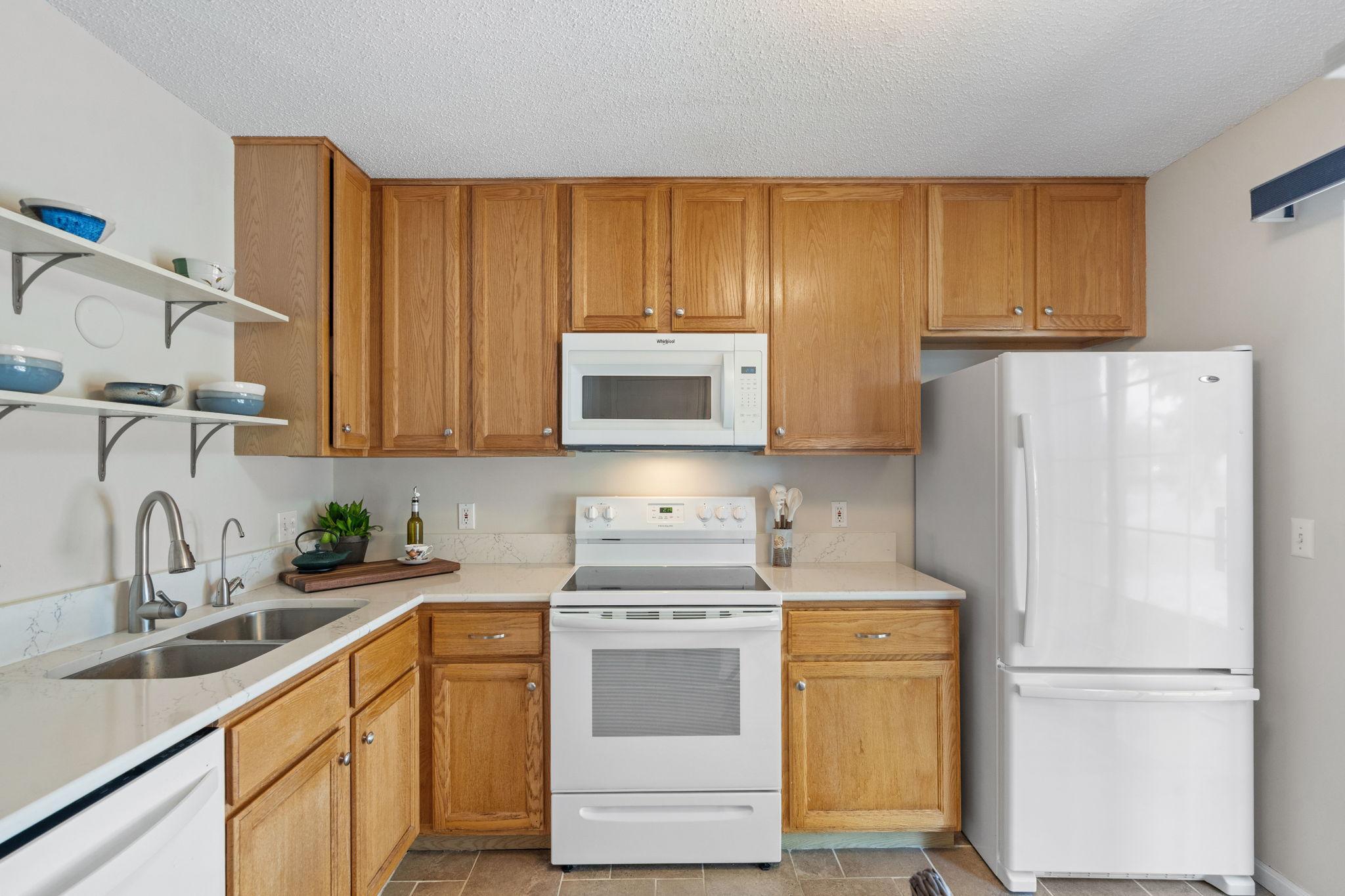 592 Mariner Way