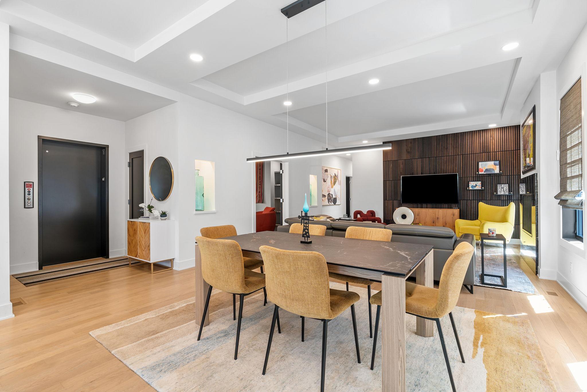 5043 Ewing Avenue S Unit: 100
