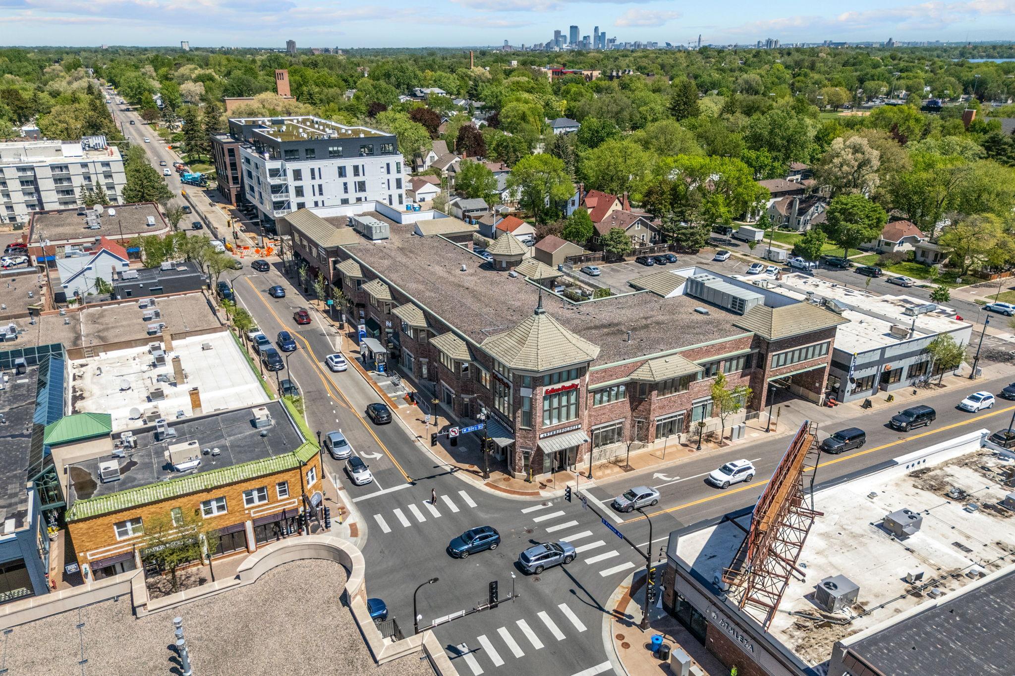5043 Ewing Avenue S Unit: 100