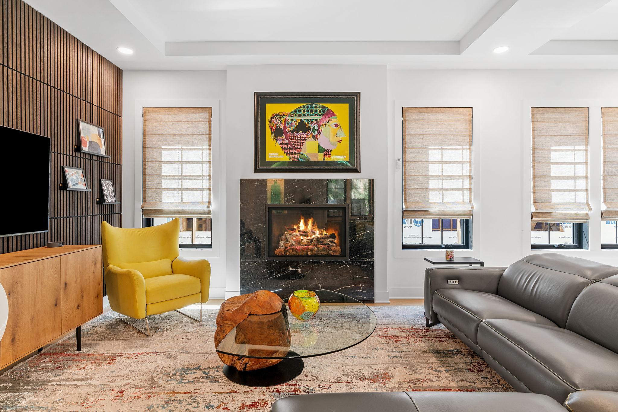 5043 Ewing Avenue S Unit: 100