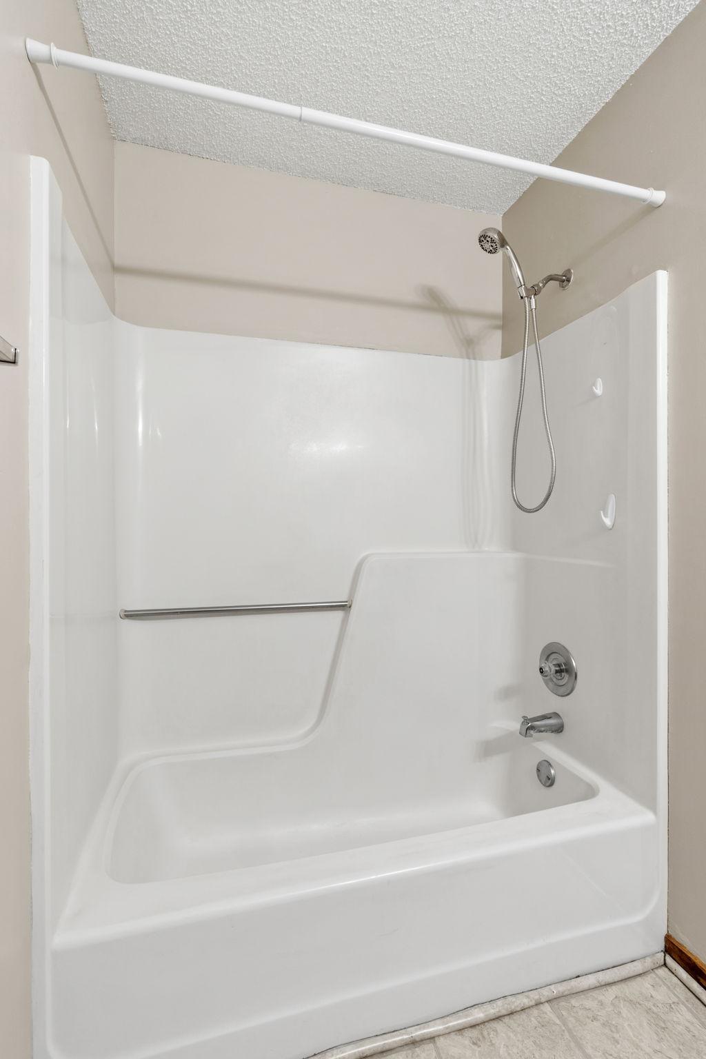 4165 Hilltop Point Unit: 105