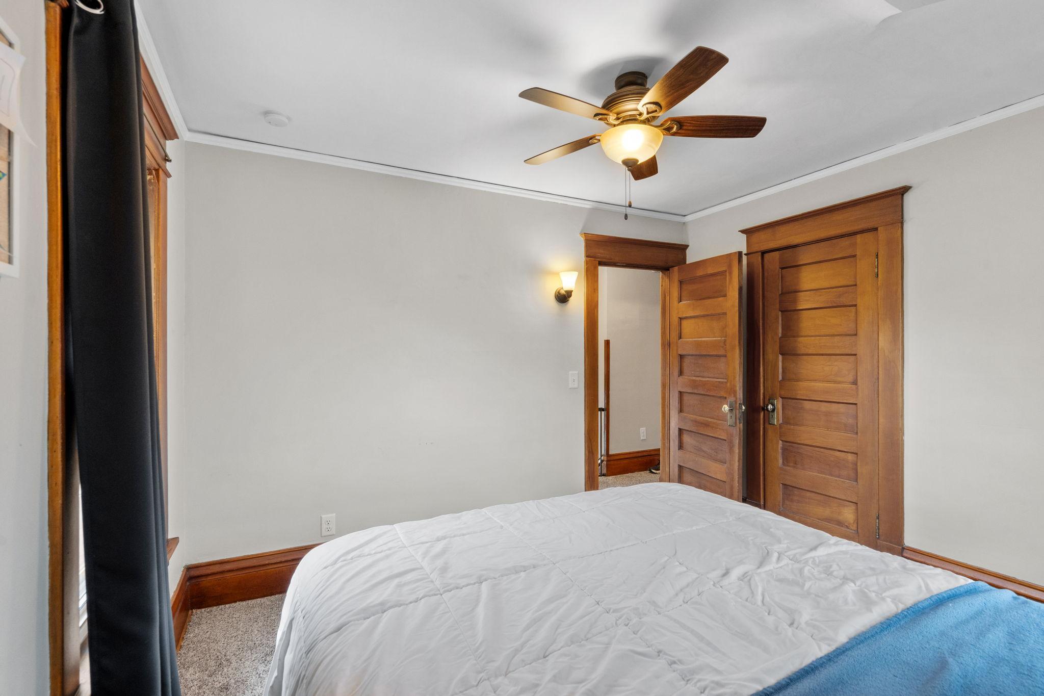 1225 6th Street E