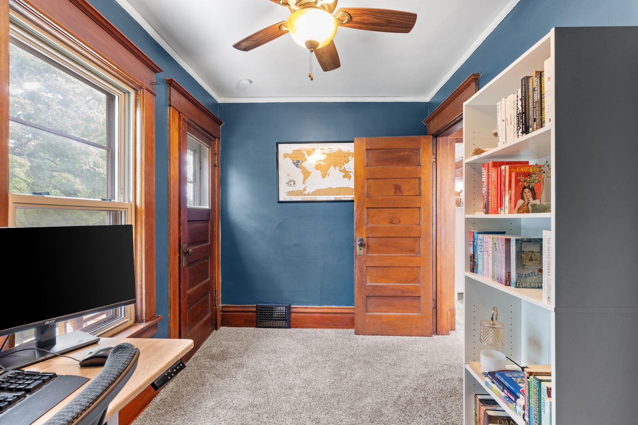 1225 6th Street E