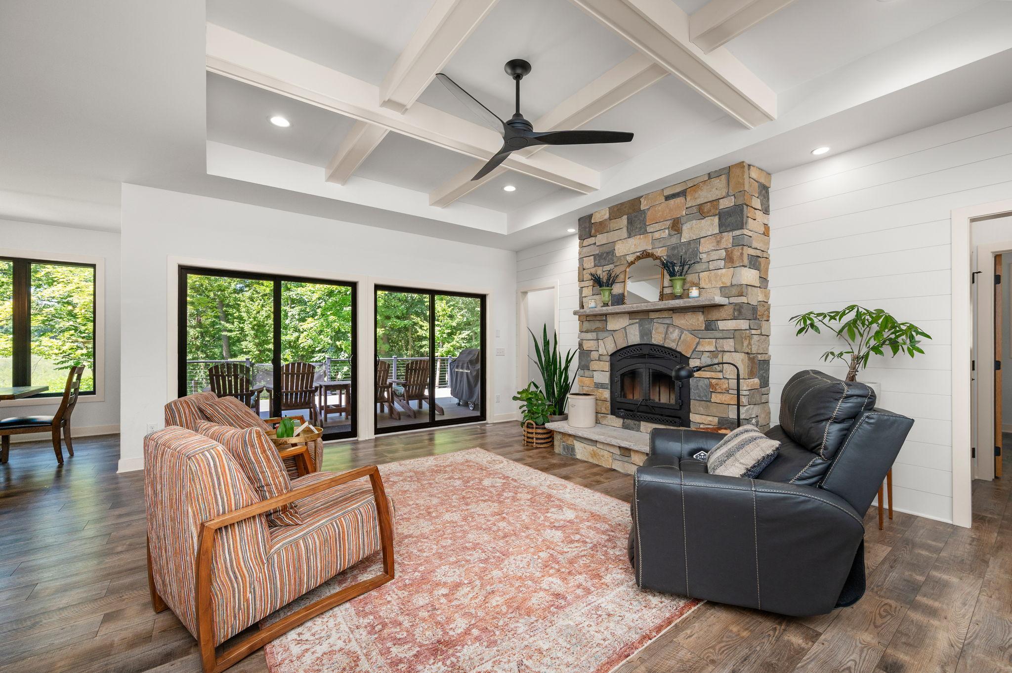 1775 Retreat Circle