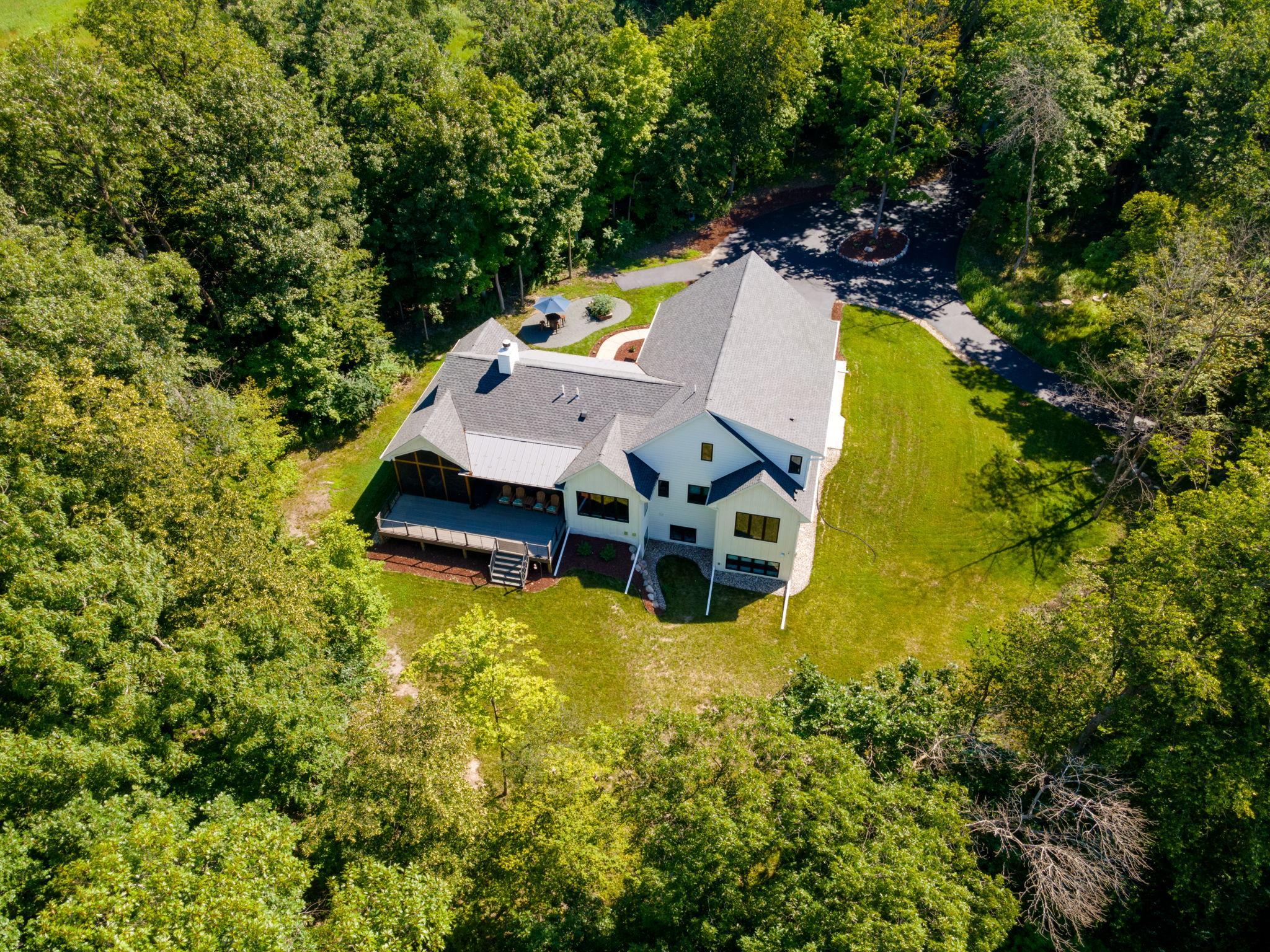1775 Retreat Circle