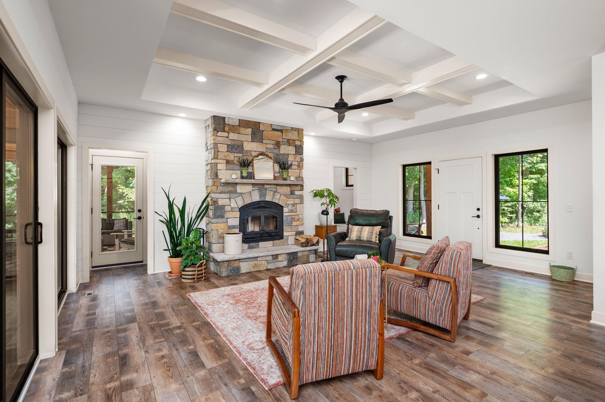 1775 Retreat Circle