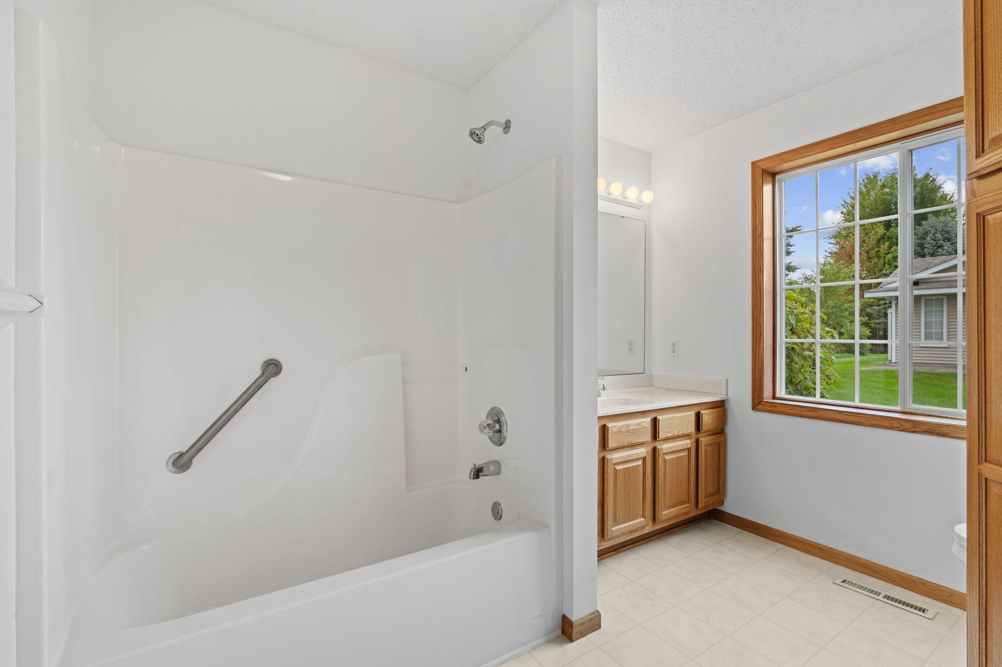 6149 150th Street N