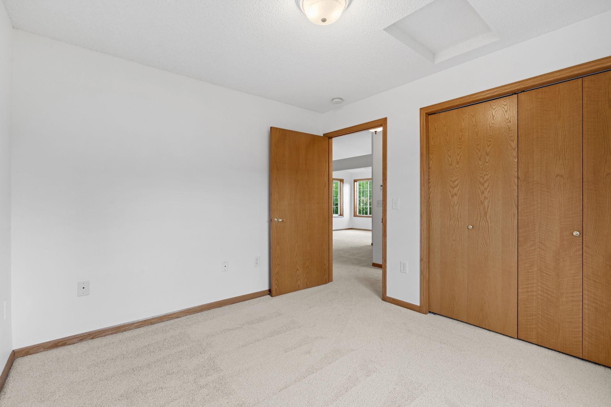 6149 150th Street N