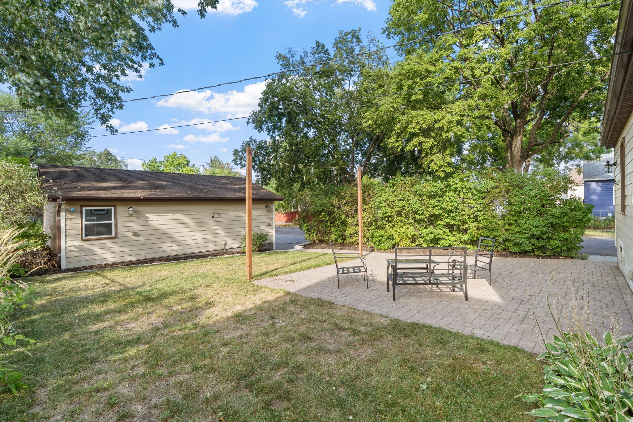 1161 Van Buren Avenue
