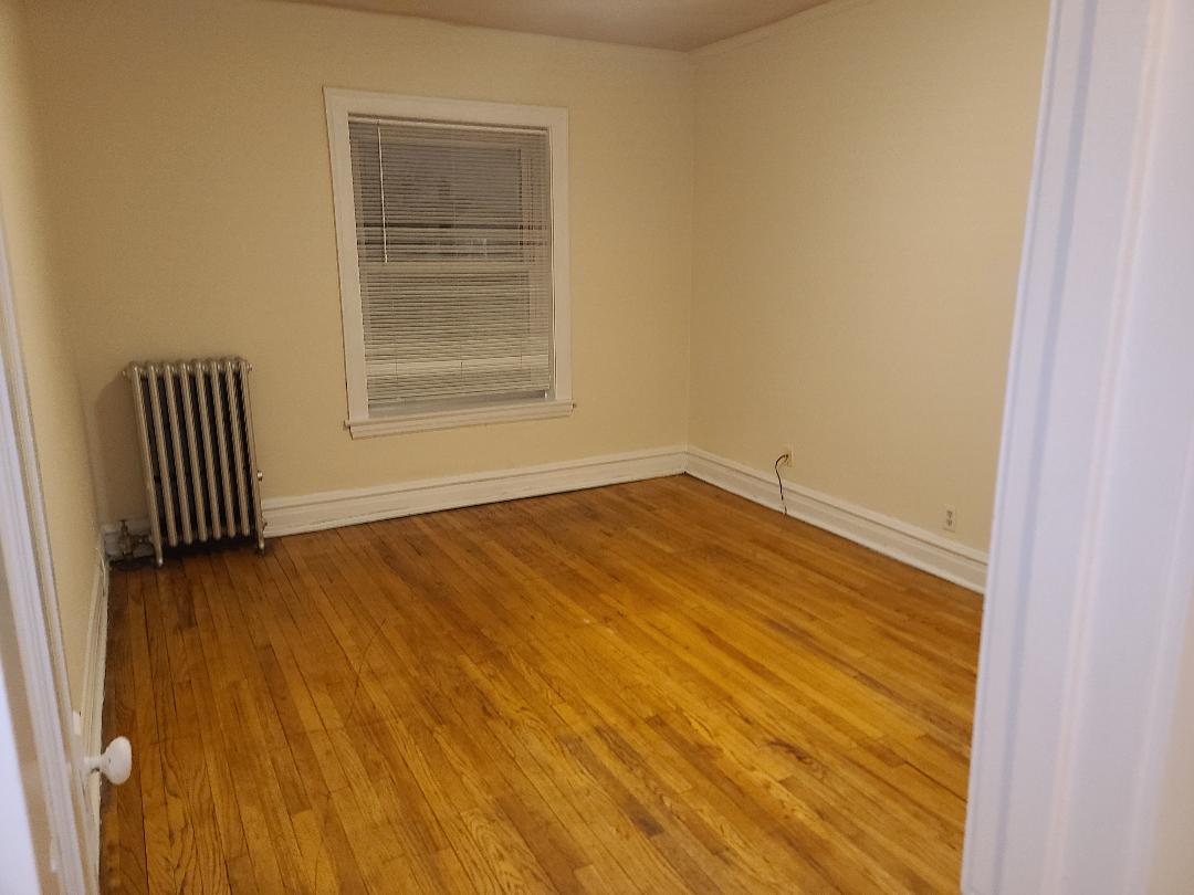 1937 N Central Park Avenue Unit: 3F