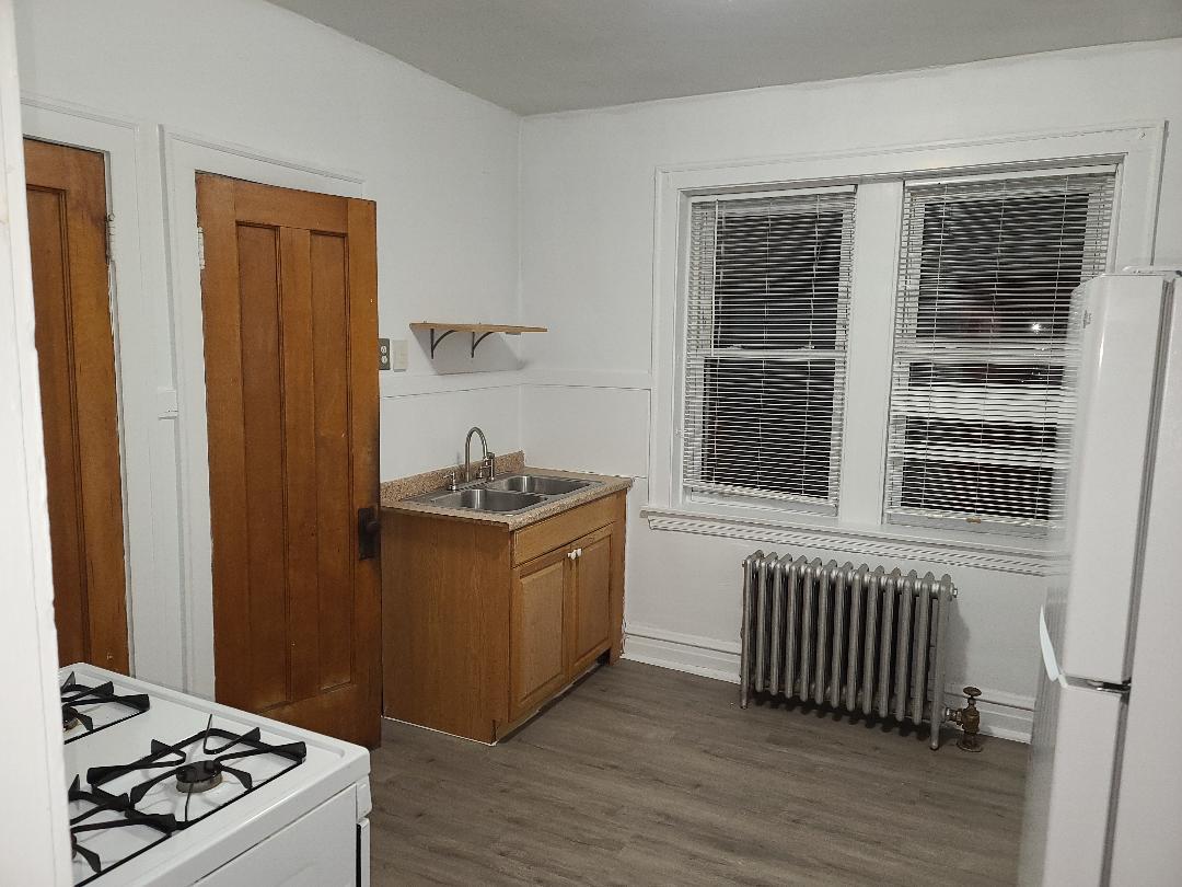 1937 N Central Park Avenue Unit: 3F