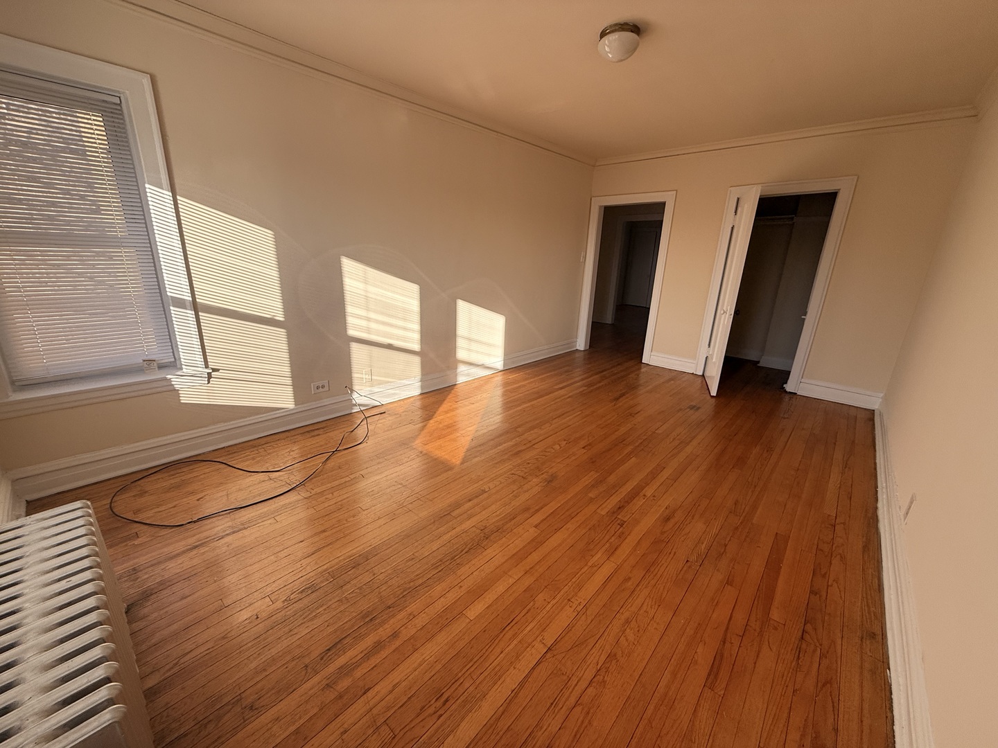 1937 N Central Park Avenue Unit: 3F