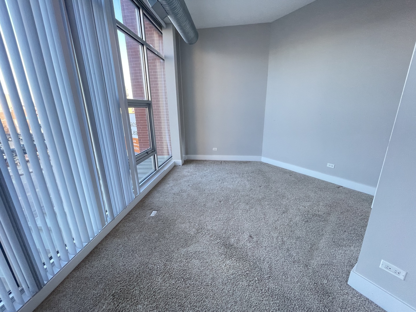 2000 N MILWAUKEE Avenue Unit: 201
