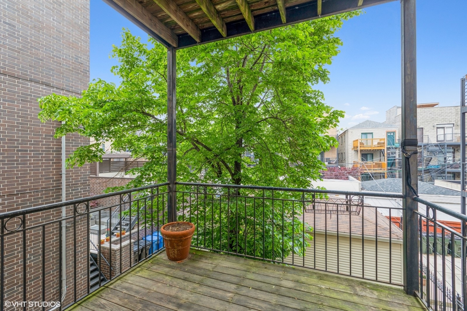 1826 W Rice Street Unit: 2