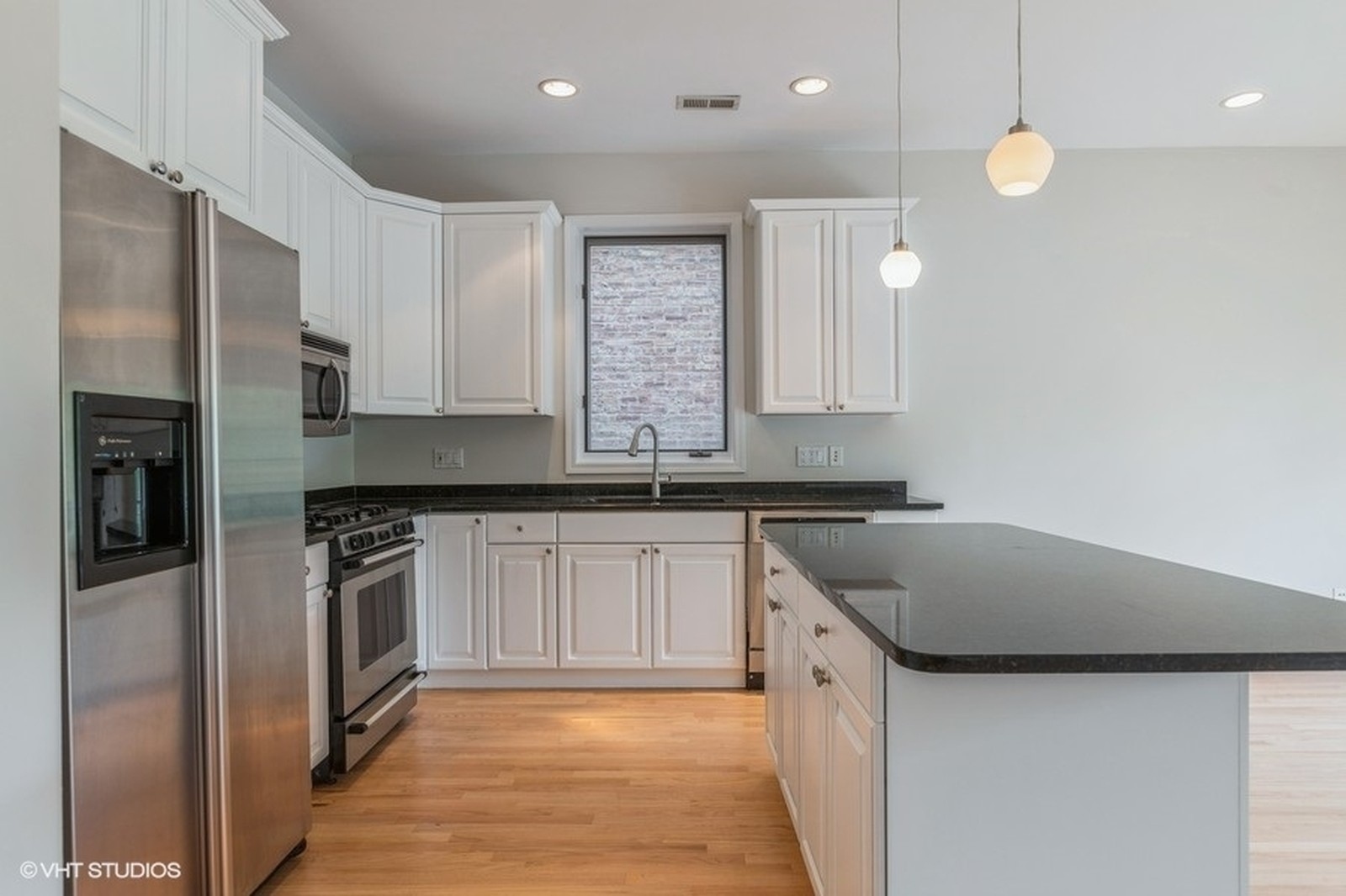 1826 W Rice Street Unit: 2