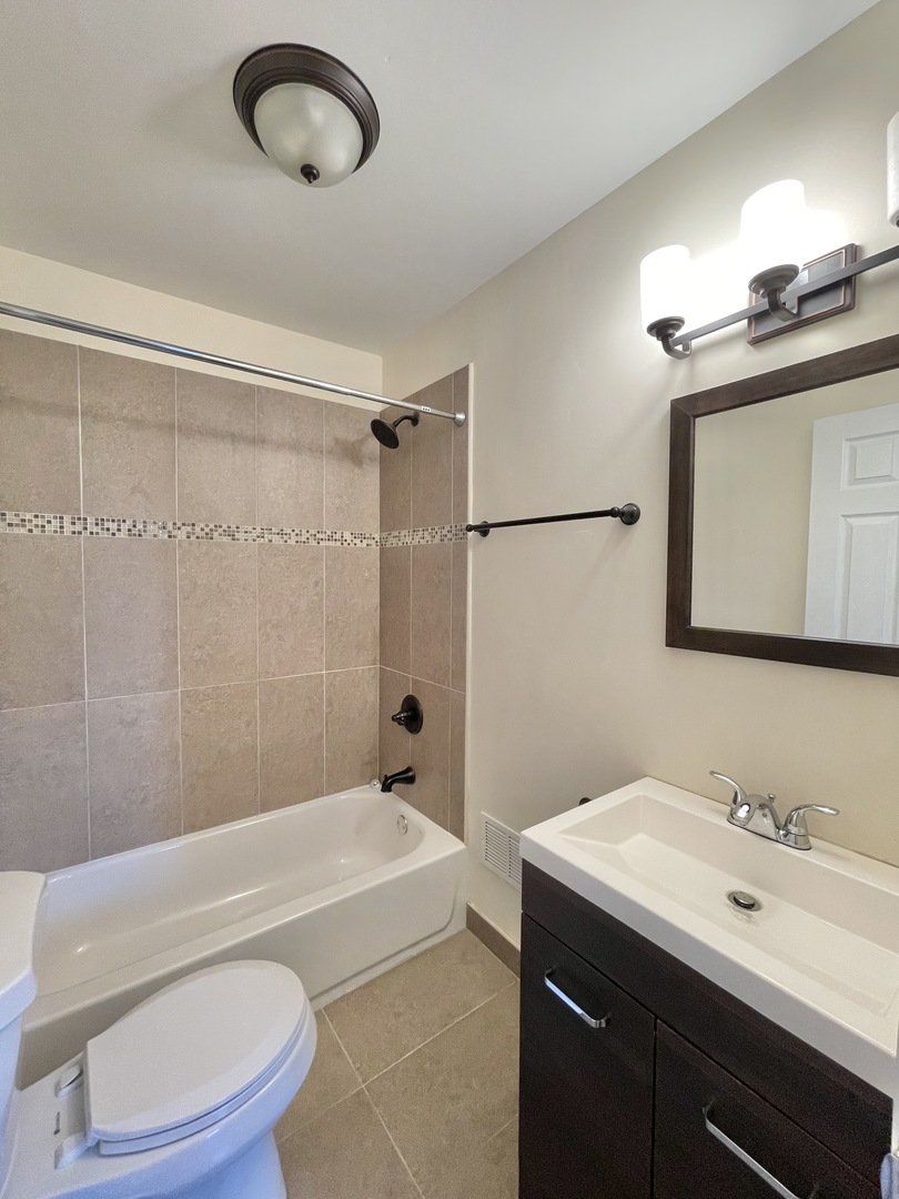1629 S Throop Street Unit: CHF
