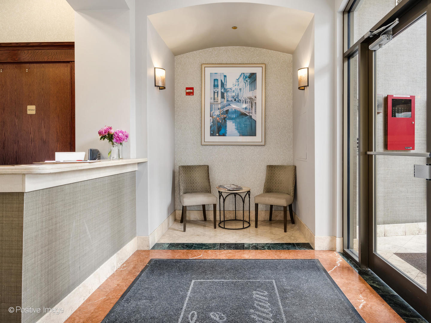 230 W Division Street Unit: 802