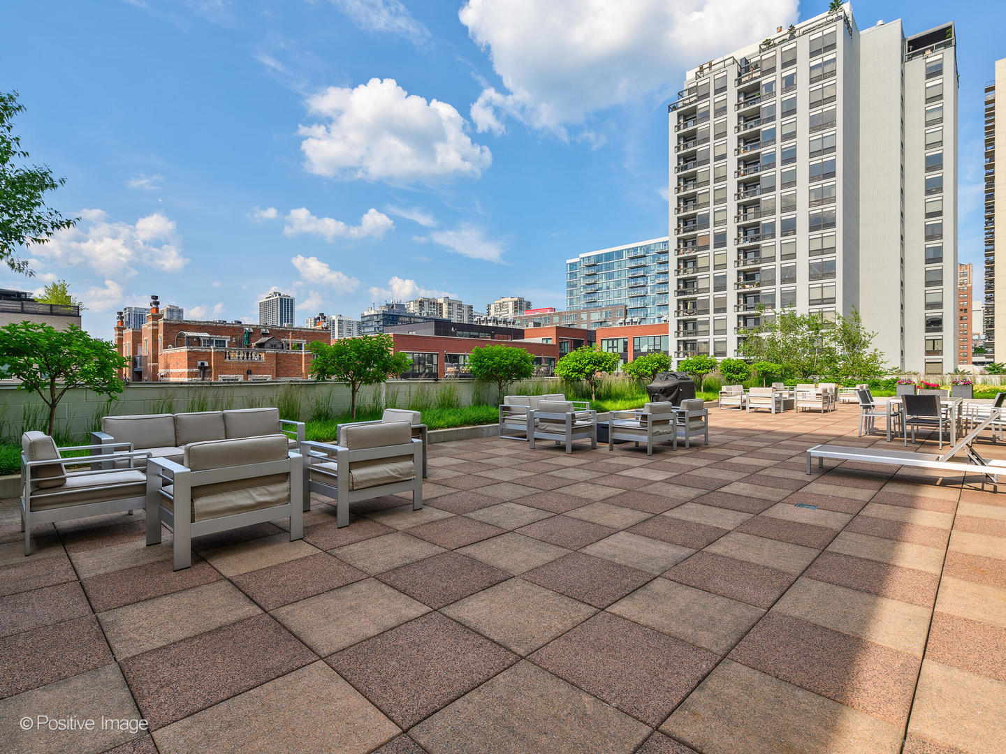 230 W Division Street Unit: 802