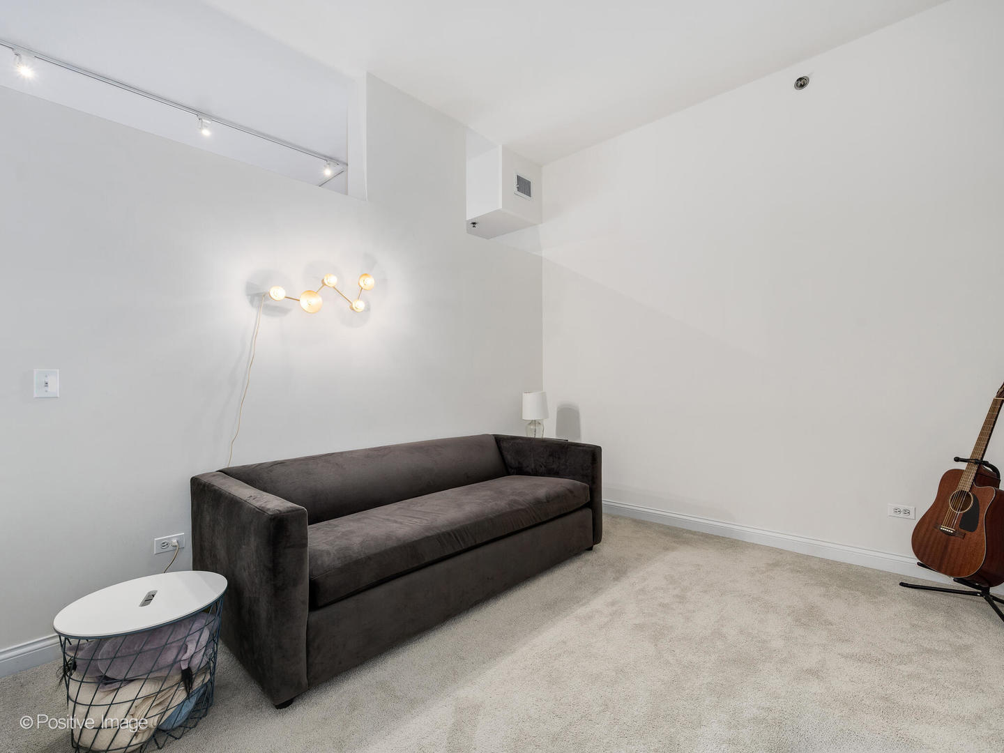 230 W Division Street Unit: 802