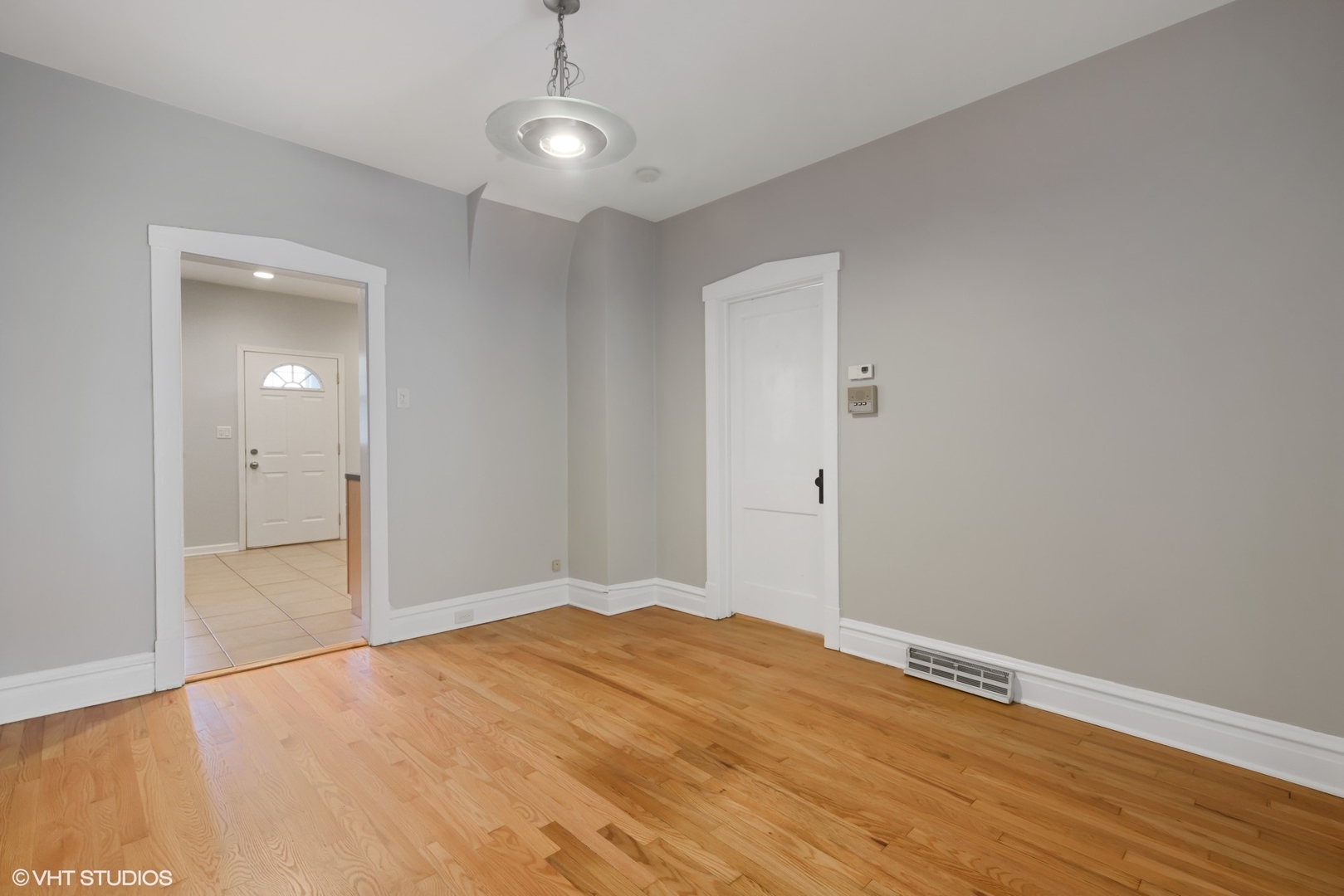 1652 W Nelson Street Unit: 1