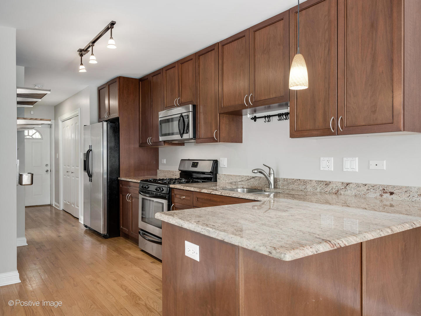 1942 W Cortland Street Unit: 1