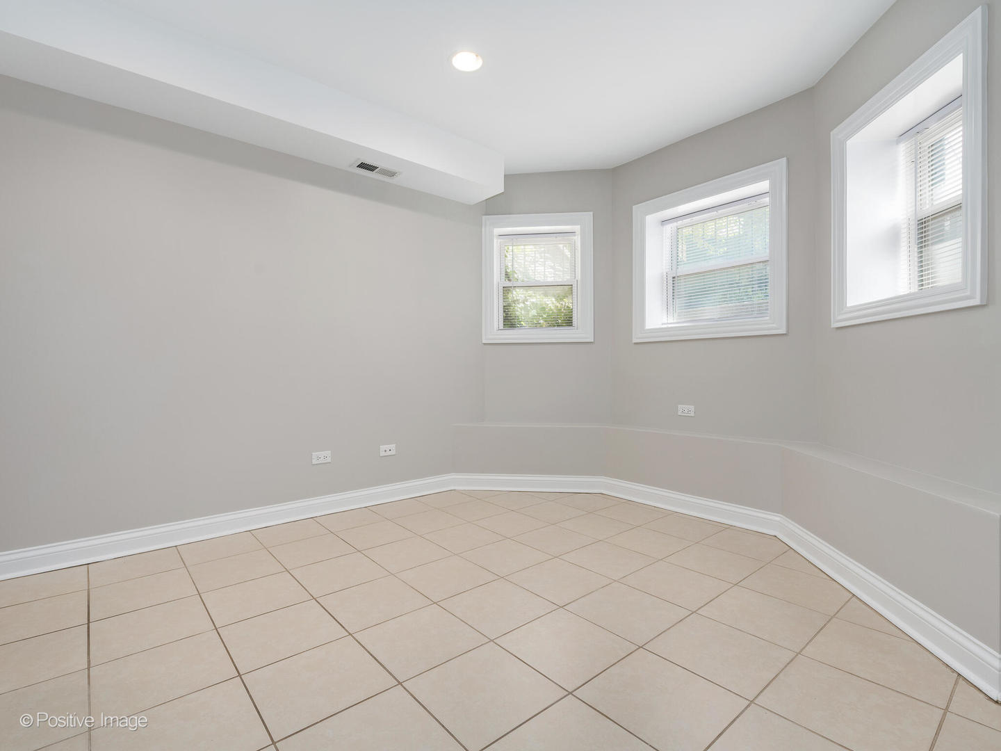 1942 W Cortland Street Unit: 1