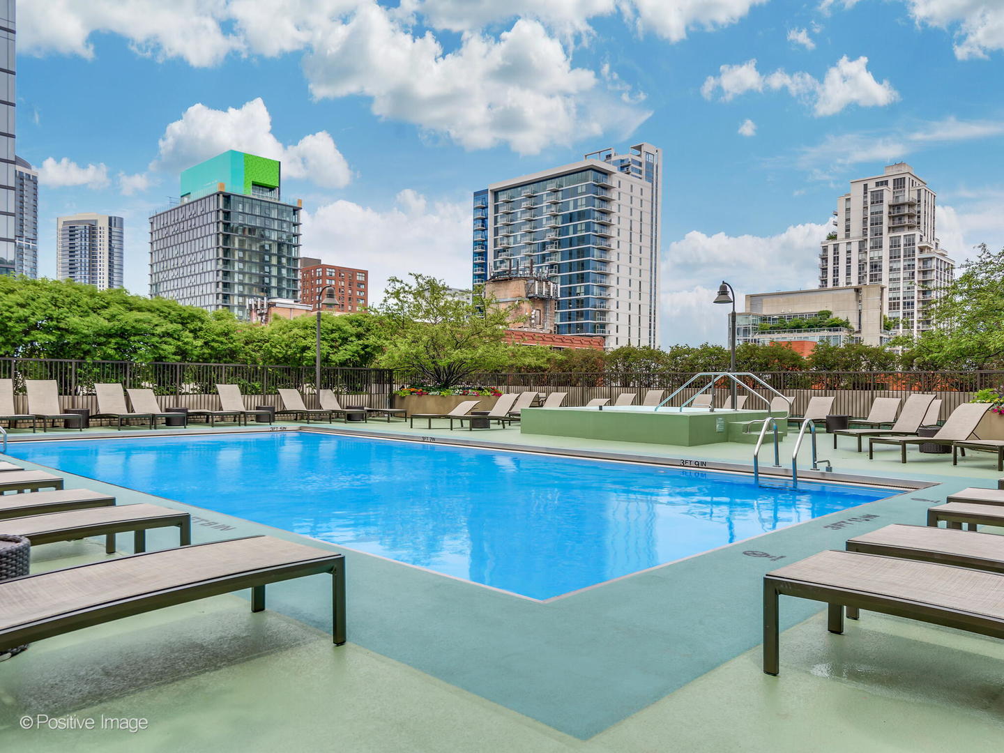 400 N LaSalle Drive Unit: 1611