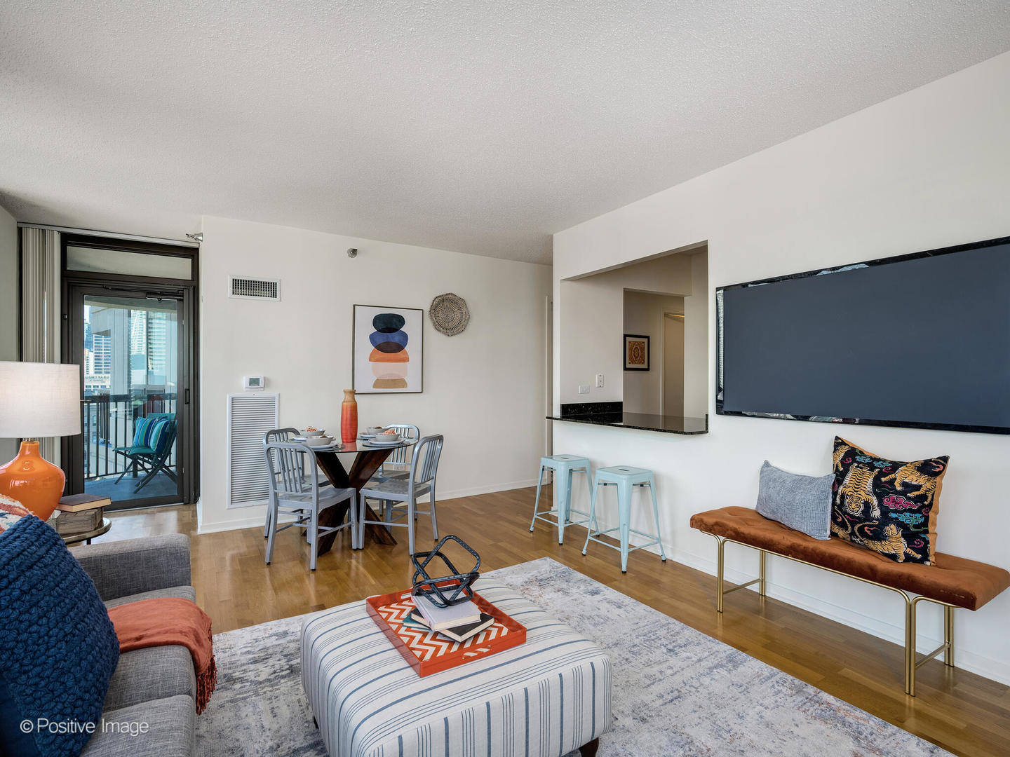 400 N LaSalle Drive Unit: 1611