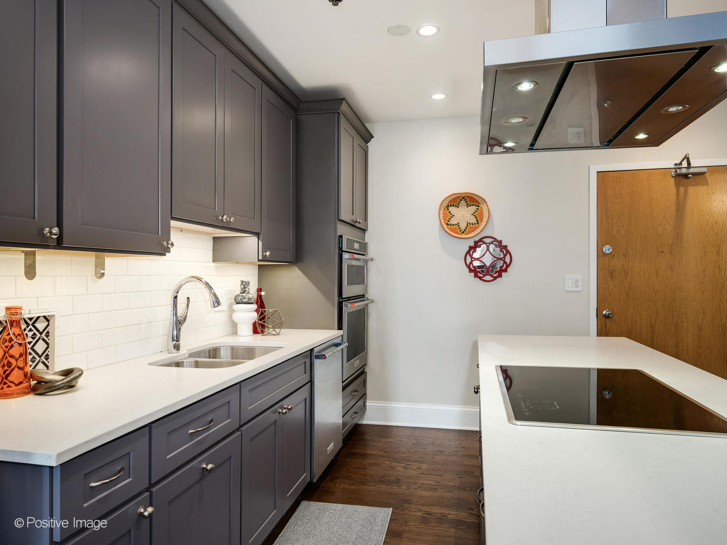 720 S Dearborn Street Unit: 1104