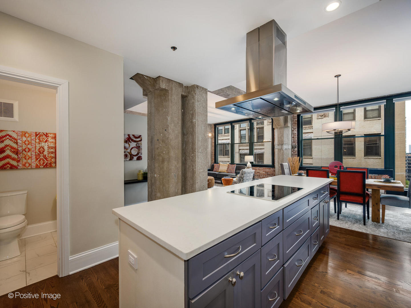 720 S Dearborn Street Unit: 1104