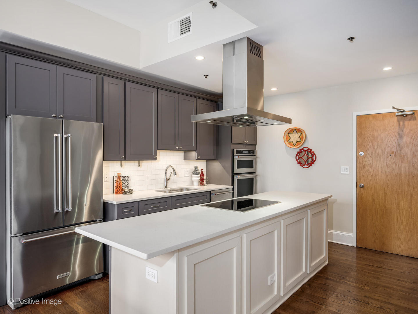 720 S Dearborn Street Unit: 1104