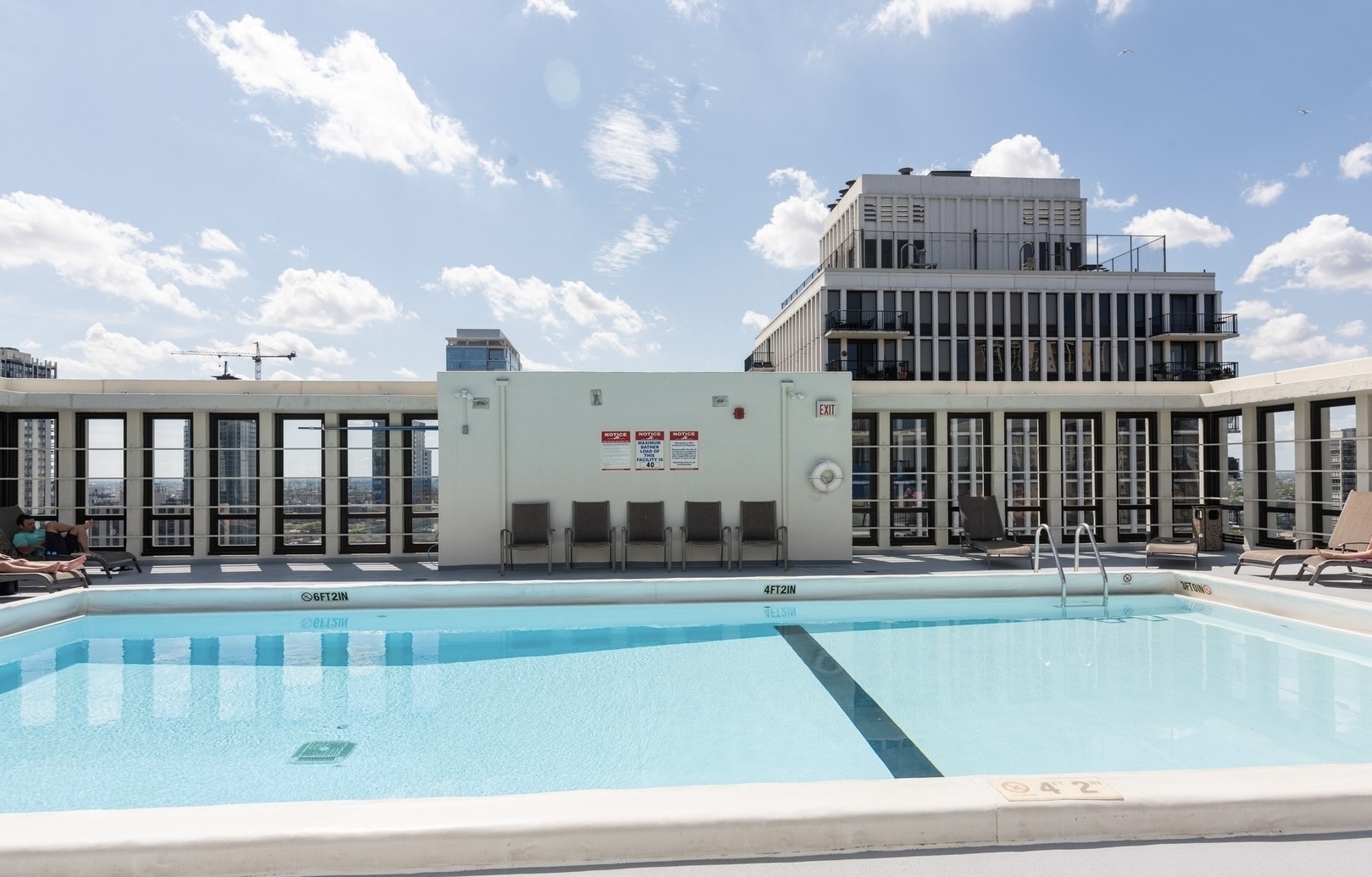1 E Scott Street Unit: 1601