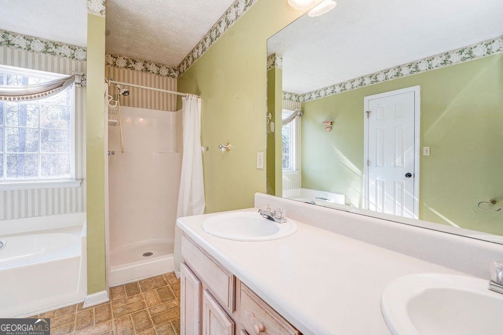 145 Spring View Ct