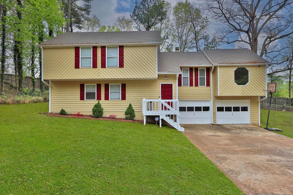 760 Farm Creek Road NE