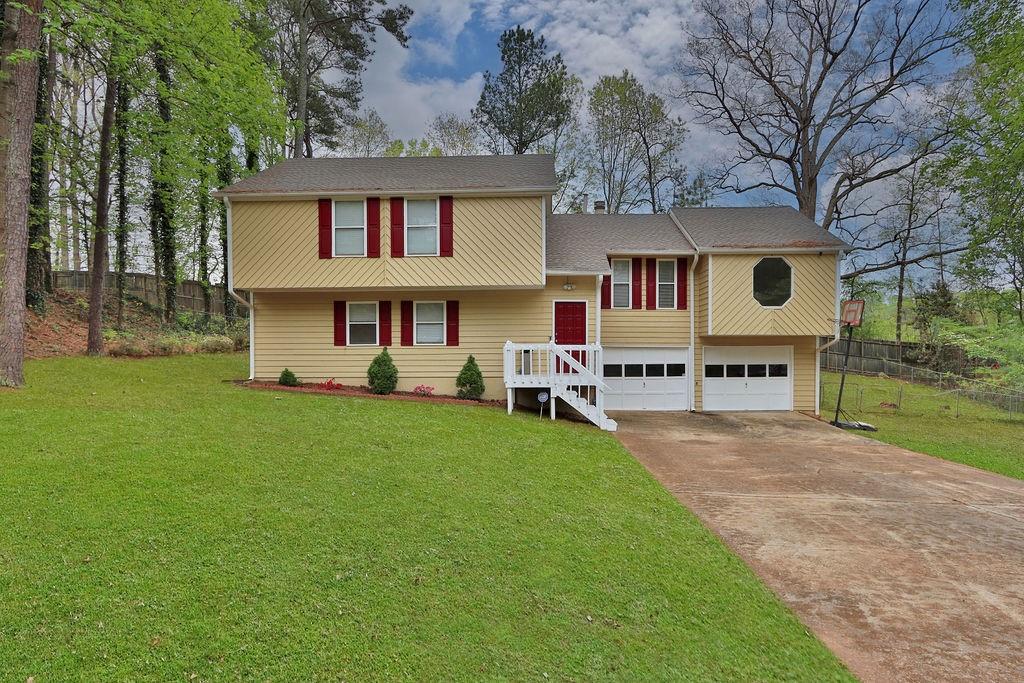 760 Farm Creek Road NE