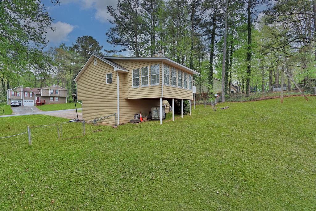 760 Farm Creek Road NE