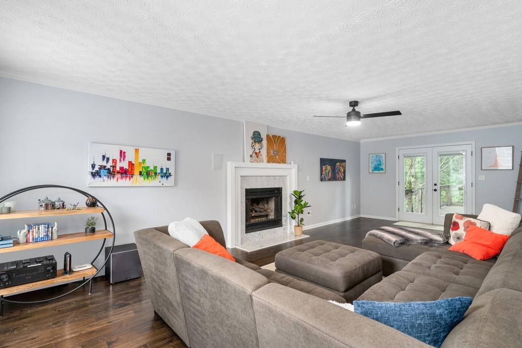 986 Trestle Drive