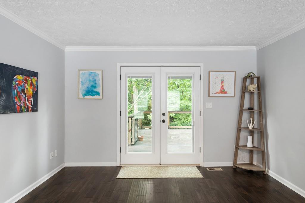 986 Trestle Drive