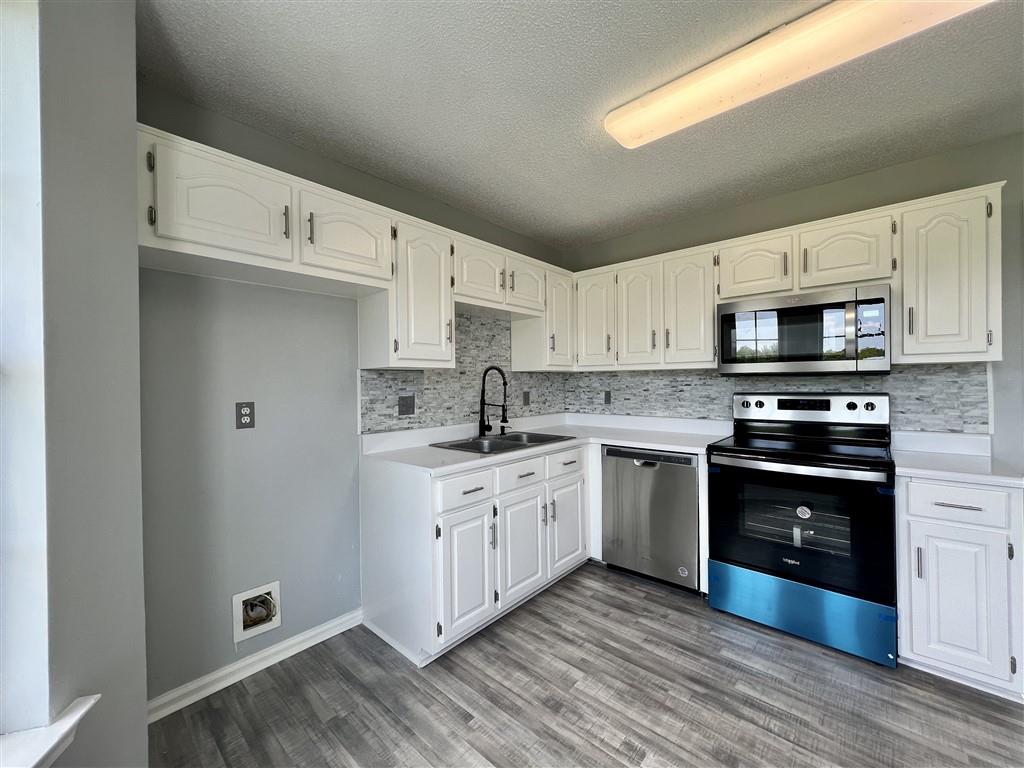32 Auburn Drive SW